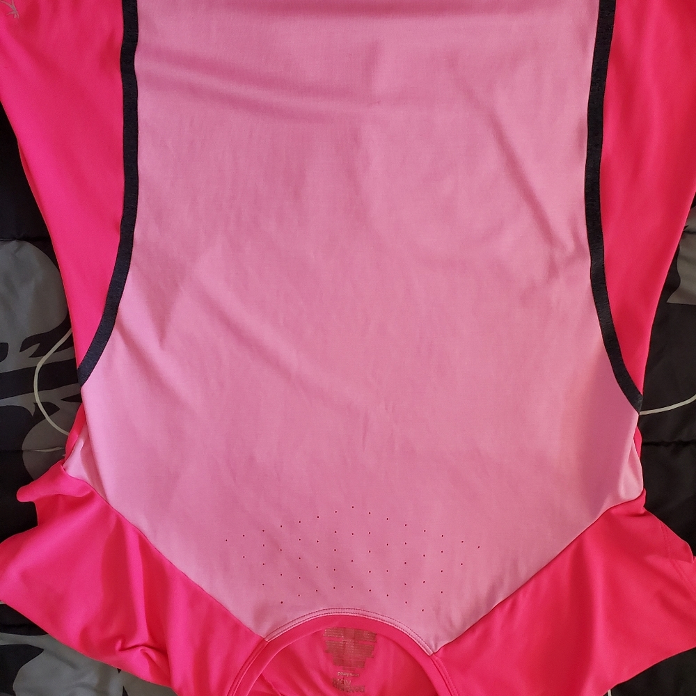 Hot pink t shirt